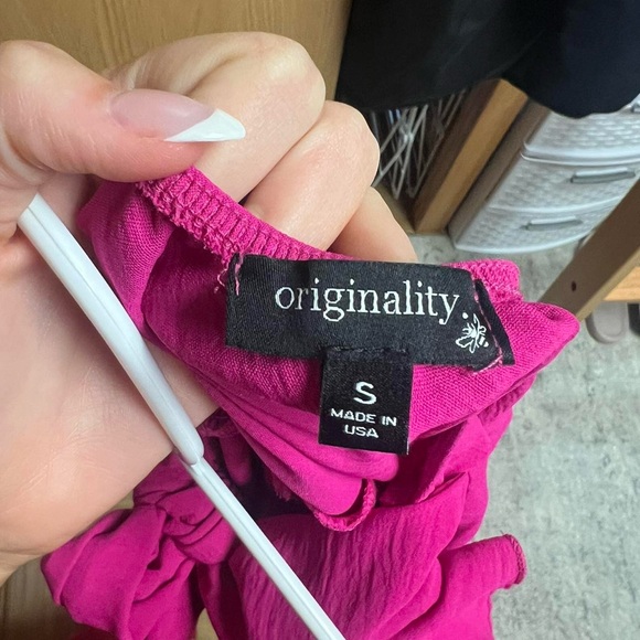 Pink open back bow tie dress - Picture 4 of 4